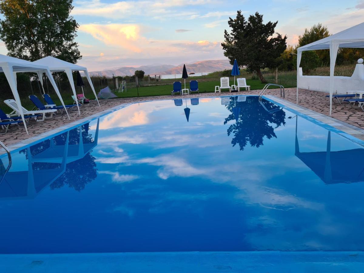 Avra Beach Apartments レフキンミ エクステリア 写真