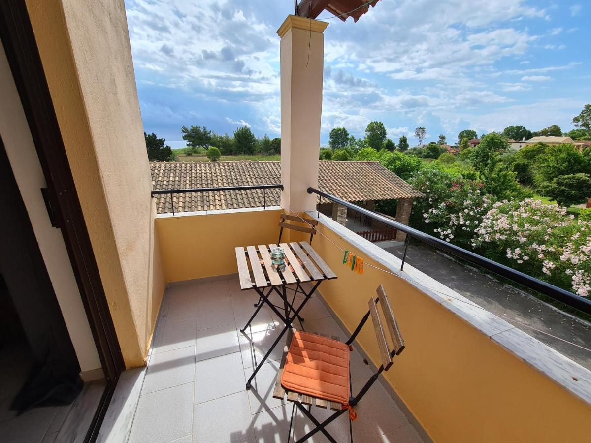 Avra Beach Apartments レフキンミ エクステリア 写真